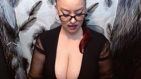 Snapshot of lilithserendipity chatting on October 2025 06:47:01 AM LILITHSERENDIPITY online show from October 2025 06:47:01 AM