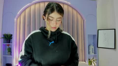 lilithsmith__ online show from November 2025 11:32:01 AM