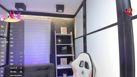 Snapshot of lilithteeen chatting on February 2025 09:21:01 AM Lilith online show from February 2025 09:21:01 AM