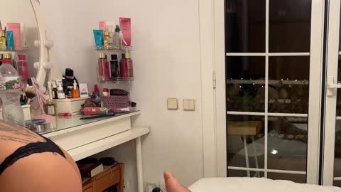 Snapshot of lilithvesper chatting on December 2025 05:30:01 PM Lilith Marco online show from December 2025 05:30:01 PM