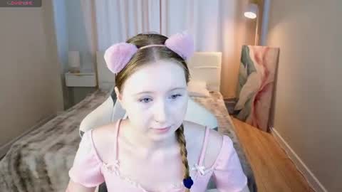 Snapshot of lilitiny chatting on June 2026 01:38:02 AM Lili Tiny GMT2 3-10AM MonTueWedThuSat online show from June 2026 01:38:02 AM