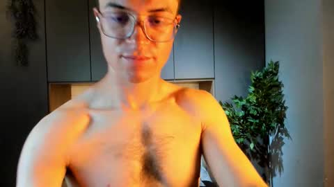 Lil James online show from March 2026 08:02:01 PM