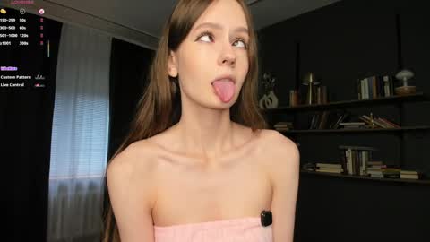 Snapshot of lilkiti chatting on May 2026 08:56:01 AM Kiti online show from May 2026 08:56:01 AM