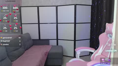 Lillian online show from March 2025 10:17:01 AM