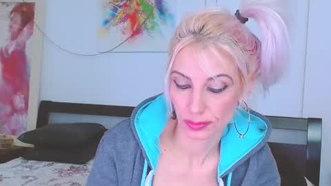 Lara online show from February 2025 05:26:02 AM