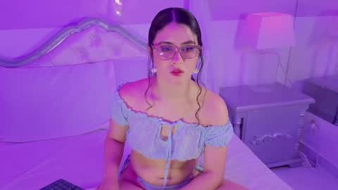 Snapshot of lillianderson chatting on September 2025 11:55:02 AM lillianderson - Next stream start at 0700hs GTM-3 online show from September 2025 11:55:02 AM