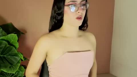 Snapshot of lillianderson chatting on September 2025 11:25:01 AM lillianderson - Next stream start at 0700hs GTM-3 online show from September 2025 11:25:01 AM