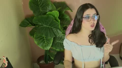 Snapshot of lillianderson chatting on October 2025 11:38:02 AM lillianderson - Next stream start at 0700hs GTM-3 online show from October 2025 11:38:02 AM