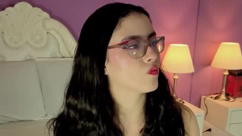 Snapshot of lillianderson chatting on October 2025 11:40:01 AM lillianderson - Next stream start at 0700hs GTM-3 online show from October 2025 11:40:01 AM