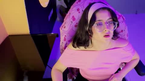 Snapshot of lillianderson chatting on October 2025 11:53:02 AM lillianderson - Next stream start at 0700hs GTM-3 online show from October 2025 11:53:02 AM