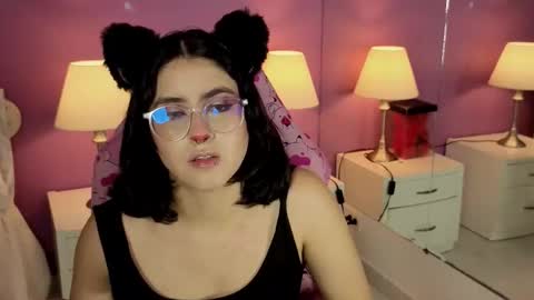 Snapshot of lillianderson chatting on October 2025 11:55:02 AM lillianderson - Next stream start at 0700hs GTM-3 online show from October 2025 11:55:02 AM