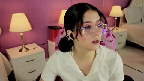 Snapshot of lillianderson chatting on October 2025 11:42:01 AM lillianderson - Next stream start at 0700hs GTM-3 online show from October 2025 11:42:01 AM