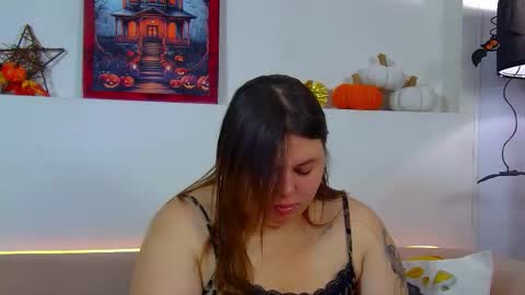 LillianHaig online show from October 2025 06:48:01 PM