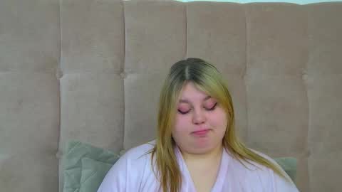 LillianHaig online show from February 2026 06:44:02 PM