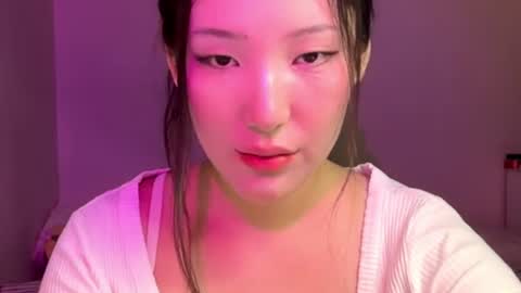 lillie_sun online show from August 2026 09:46:02 PM