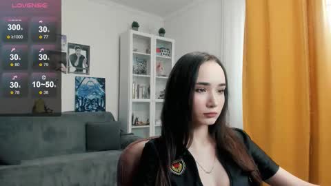 Snapshot of lillllos chatting on November 2025 04:47:01 AM Lillllos online show from November 2025 04:47:01 AM