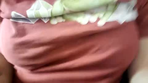 Snapshot of lilly49547 chatting on December 2024 12:24:01 AM Lilly online show from December 2024 12:24:01 AM