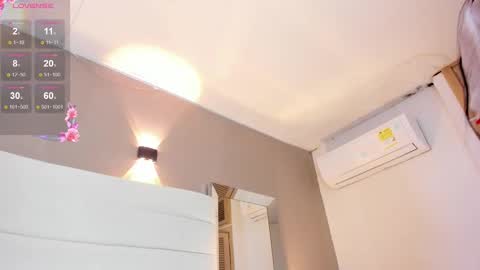 Snapshot of lilly_2809_ chatting on September 2025 04:47:01 AM Lizeth follow me in my igimlilycute 3 online show from September 2025 04:47:01 AM