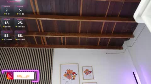 Sofia online show from December 2025 12:44:02 PM