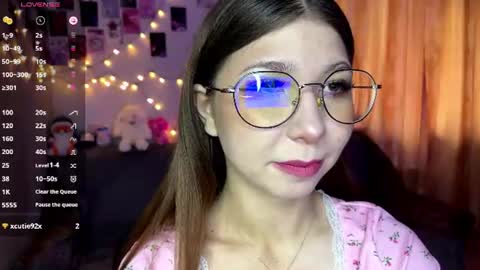 Snapshot of lilly_lilithh chatting on June 2026 03:08:01 AM Lilith online show from June 2026 03:08:01 AM