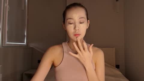 Snapshot of lilly_sweeet chatting on February 2026 05:05:02 AM lilly online show from February 2026 05:05:02 AM