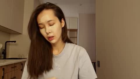 Snapshot of lilly_sweeet chatting on March 2026 04:14:01 AM lilly online show from March 2026 04:14:01 AM