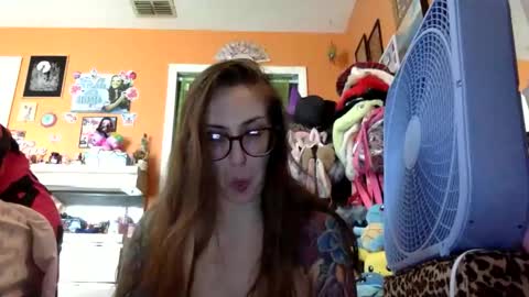 hi guys im back on here 3 online show from May 2026 05:43:01 PM