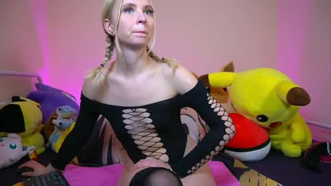 LillyOcean online show from April 2026 09:39:33 PM