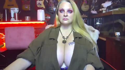 Lillyth Eden online show from October 2025 05:35:02 AM