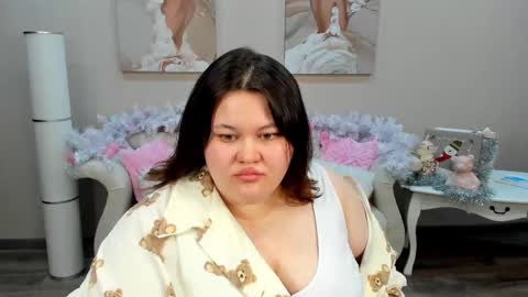 LiloLewins online show from January 2025 09:32:01 AM