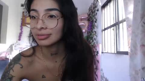 Snapshot of lilpalacio chatting on December 2024 08:04:01 PM lil palacio online show from December 2024 08:04:01 PM