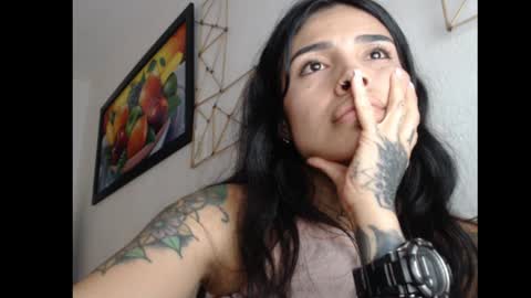 Snapshot of lilpalacio chatting on February 2025 09:27:02 PM lil palacio online show from February 2025 09:27:02 PM