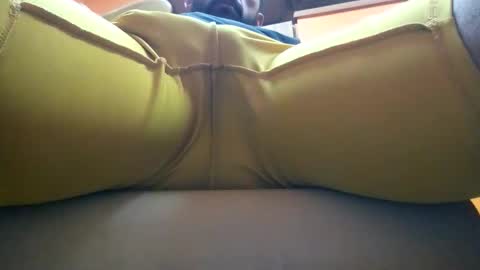 Snapshot of lilpetoman chatting on October 2025 12:11:01 AM lilpetoman online show from October 2025 12:11:01 AM