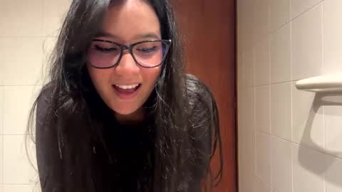 lilprincessxoxo_ online show from January 2025 06:57:01 AM