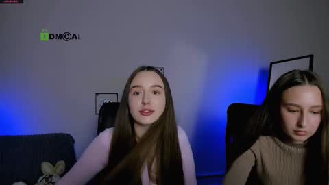 lilu_pink online show from September 2025 12:54:01 PM