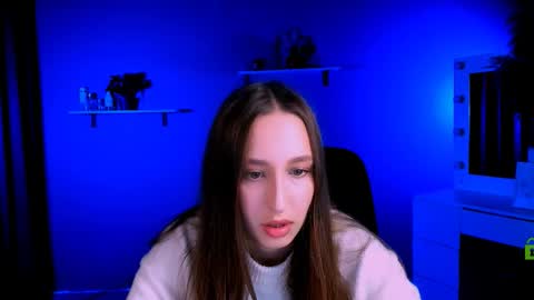 lilu_pink online show from October 2025 12:46:02 PM
