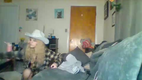 Little Violet online show from September 2025 12:43:01 AM