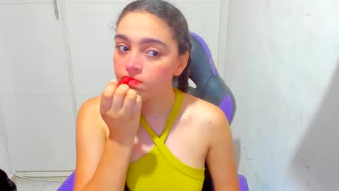 Snapshot of lily_anal_squirt chatting on December 2024 07:10:01 PM lily_anal_squirt online show from December 2024 07:10:01 PM