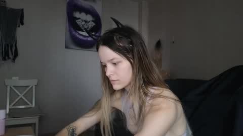 Snapshot of lily_and_jake chatting on November 2025 08:06:01 AM lily_and_jake online show from November 2025 08:06:01 AM