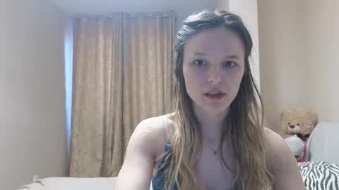 Snapshot of lily_and_jake chatting on December 2025 07:12:01 AM lily_and_jake online show from December 2025 07:12:01 AM