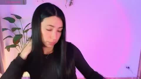 Snapshot of lily_evans_ chatting on June 2026 10:33:01 PM just lily online show from June 2026 10:33:01 PM