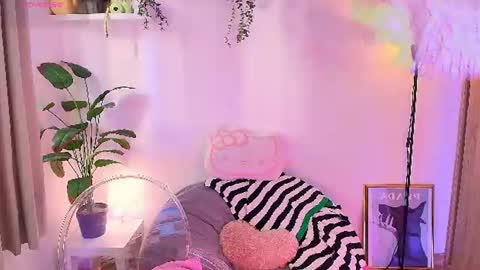 Snapshot of lily_evans_ chatting on July 2026 10:05:01 PM just lily online show from July 2026 10:05:01 PM