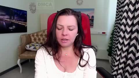 Snapshot of lily_flower7_ chatting on May 2026 07:25:01 AM Lily online show from May 2026 07:25:01 AM