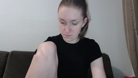 Snapshot of lily_love_x chatting on July 2026 05:27:02 AM lily_love_x online show from July 2026 05:27:02 AM