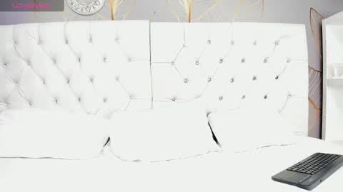 Lily online show from January 2025 01:02:02 PM