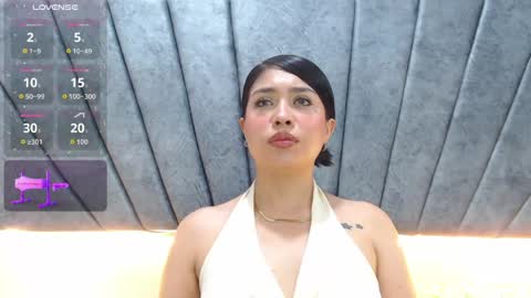 Snapshot of lily_meghan chatting on May 2026 08:17:01 PM LILY MEGHAN online show from May 2026 08:17:01 PM
