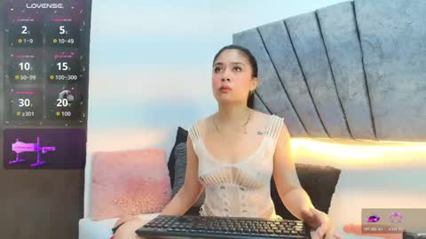 Snapshot of lily_meghan chatting on June 2026 07:41:01 PM LILY MEGHAN online show from June 2026 07:41:01 PM