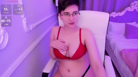 Snapshot of lily_merlin chatting on February 2025 12:10:01 AM Lily online show from February 2025 12:10:01 AM