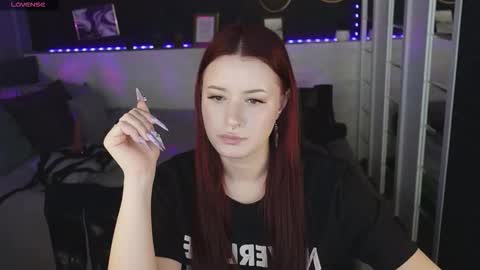 Lily online show from November 2025 07:09:01 AM