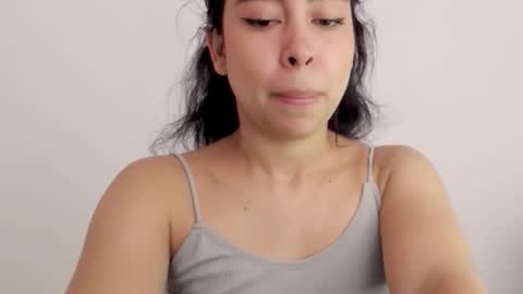 Lily Roberts online show from February 2026 02:57:02 PM